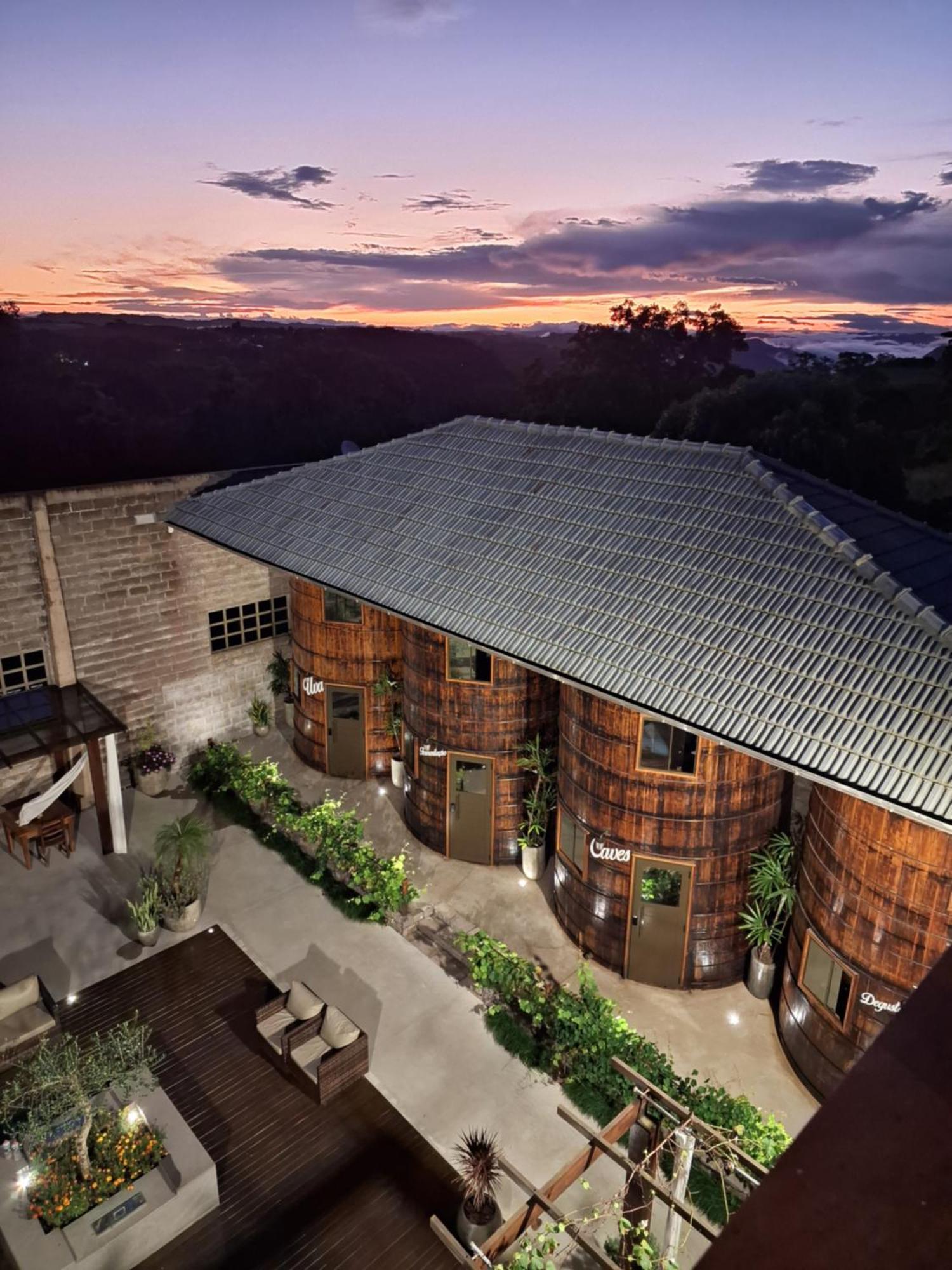 Villa Vinicolla Hospedagem Conceito Bento Gonçalves エクステリア 写真